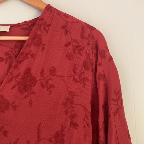 Red bohemian kimono - Picture 4 of 4